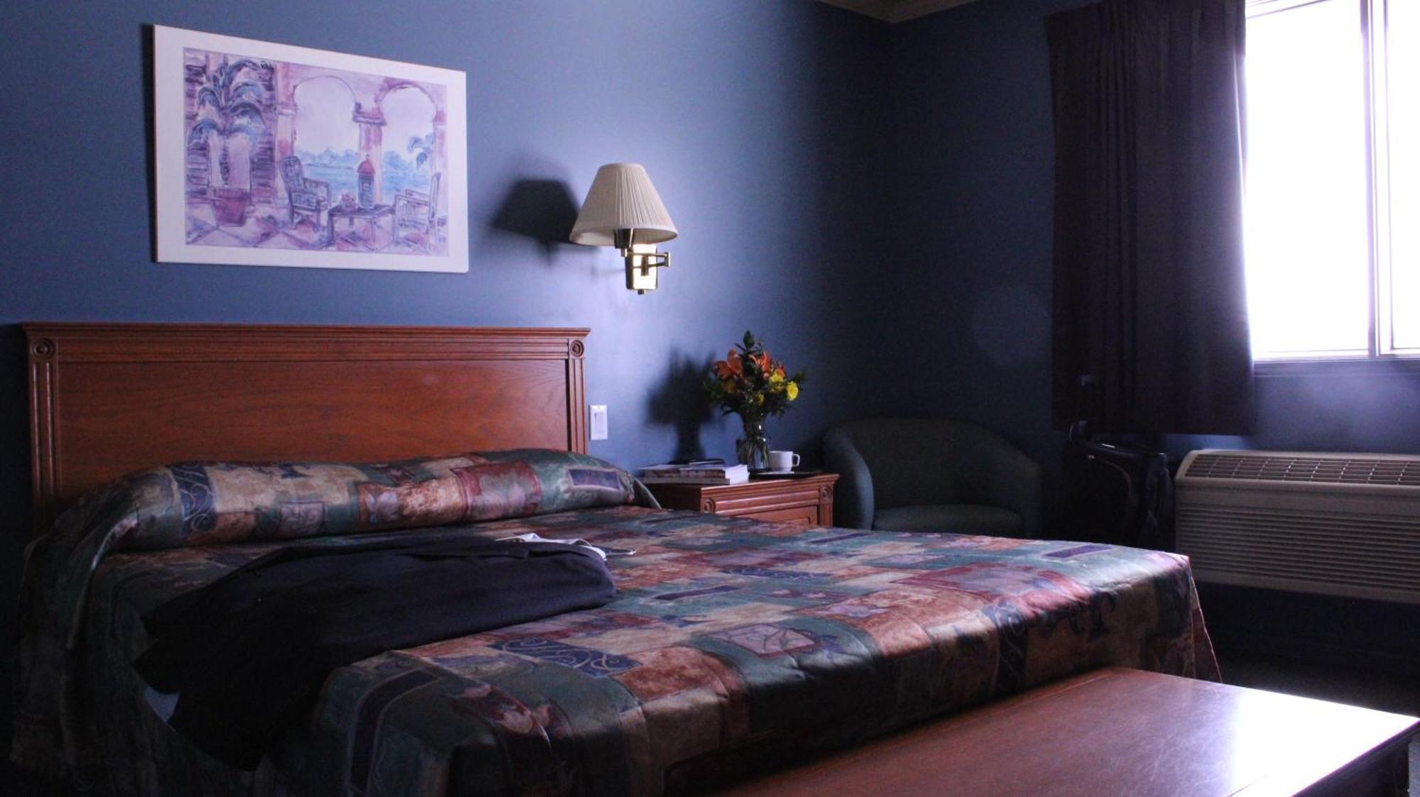 Le Williams Hotel 3*